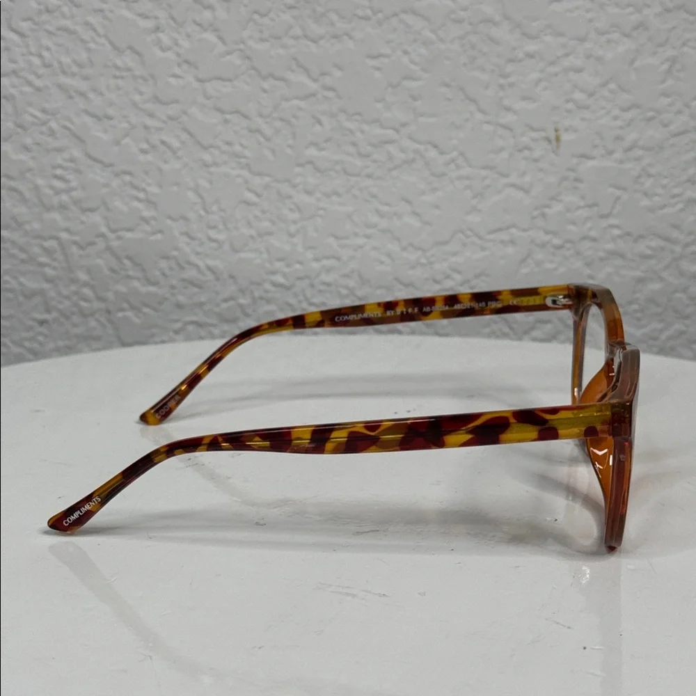 COMPLIMENTS BY DIFF COOPER BLUE LIGHT AMBER TORTOISE FRAME GLASSES **NIB**